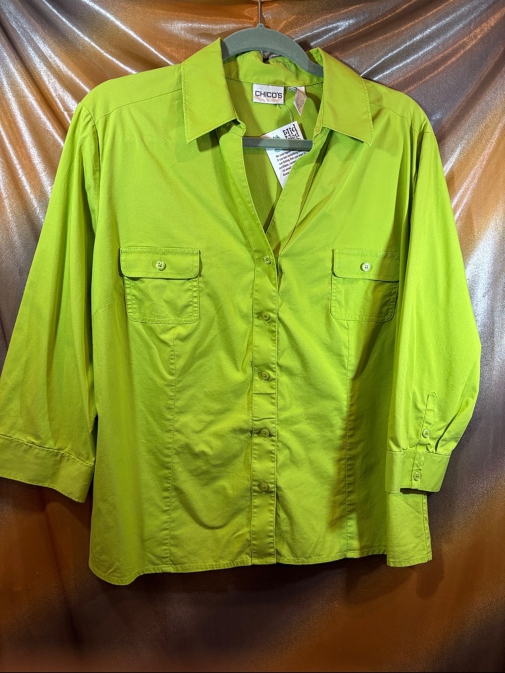 Chico's size 2 Lime Green Casual Button-Front Shirt 3/4 sleeve 152